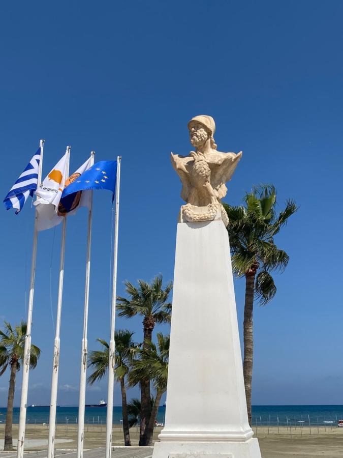 Ithaki Phinikoudes Apartment No. 105 Larnaca Buitenkant foto